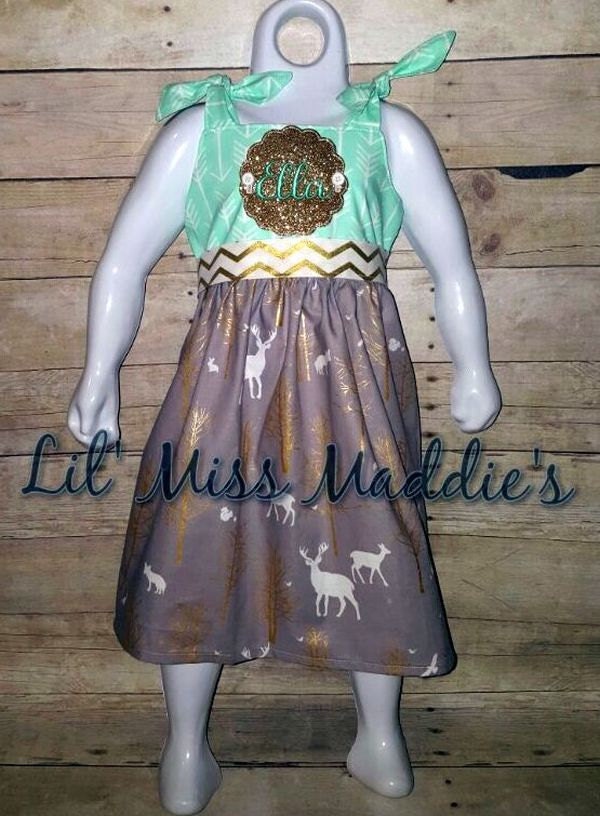 Minze Und Gold Deer Kleid Minze Und Gold Deer Kleid von lilmissmaddies08
