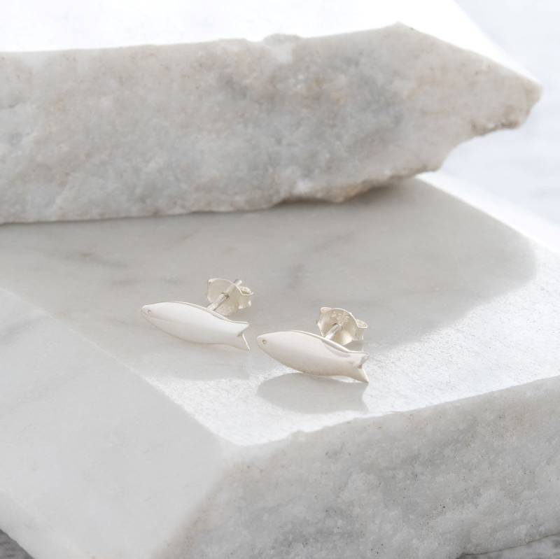 Fisch-Bolzen-Ohrringe Sterling Silber von limetreedesign