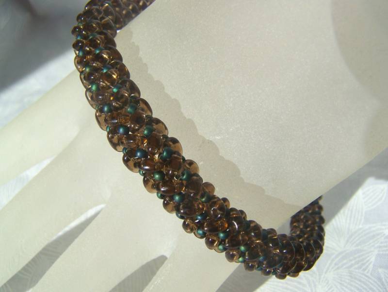 Armband Seed Bead Bangle Fischgrätmuster Geändert Beadweave von lindasorigjewelry