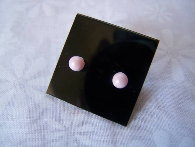 Perlenohrringe Swarovski Pastell Perle Mit Sterling Post Kinder Erwachsene Perlenohrringe Swarovski Pastell Perle Mit Sterling Post Kinder Erwachsene von lindasorigjewelry