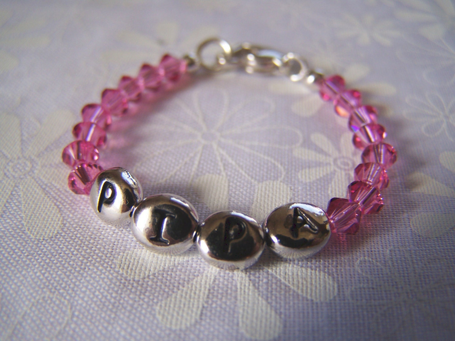 Personalisierte Baby Armband Swarovski Kristall Girl Personalisierte Baby Armband Swarovski Kristall Girl von lindasorigjewelry