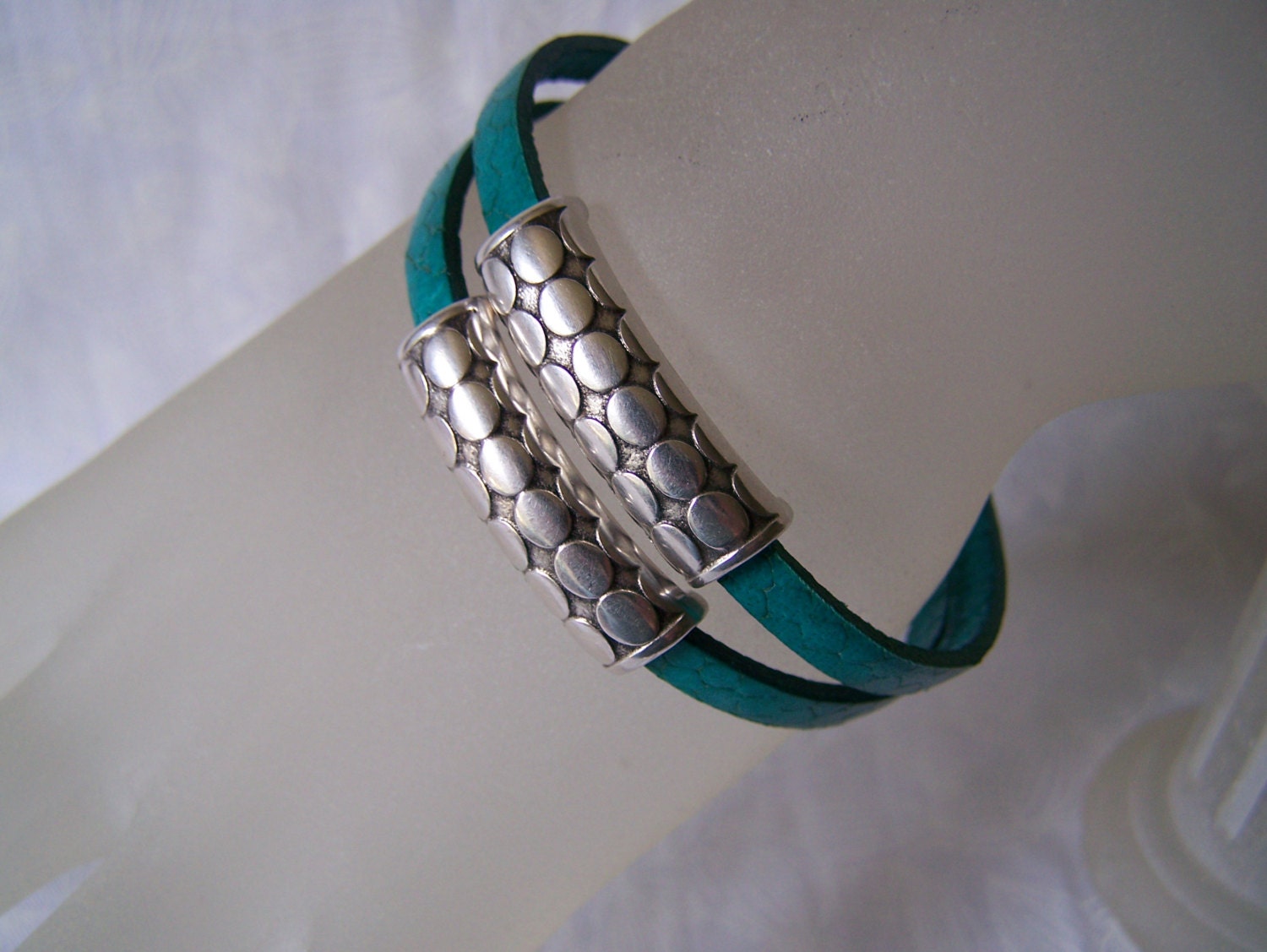 Southwestern Style Schlangenleder Armband Doppelstrang Türkis von lindasorigjewelry