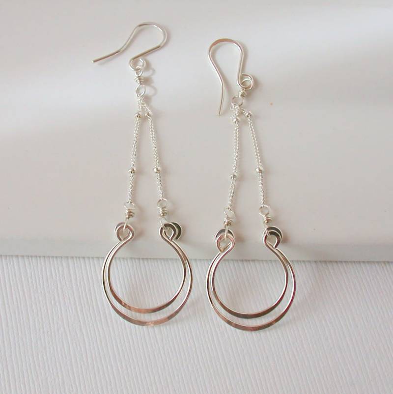 Glückstropfen. Kronleuchter Ohrringe. Hufeisen Handarbeit. Handwerklich Glückstropfen. Kronleuchter Ohrringe. Hufeisen Handarbeit. Handwerklich von lindatrentjewelry