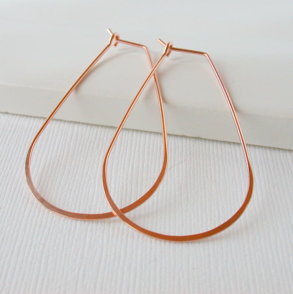 Rosegold Filled Teardrop Creolen Leichtgewichtig Für Den Alltag Rosegold Filled Teardrop Creolen Leichtgewichtig Für Den Alltag von lindatrentjewelry