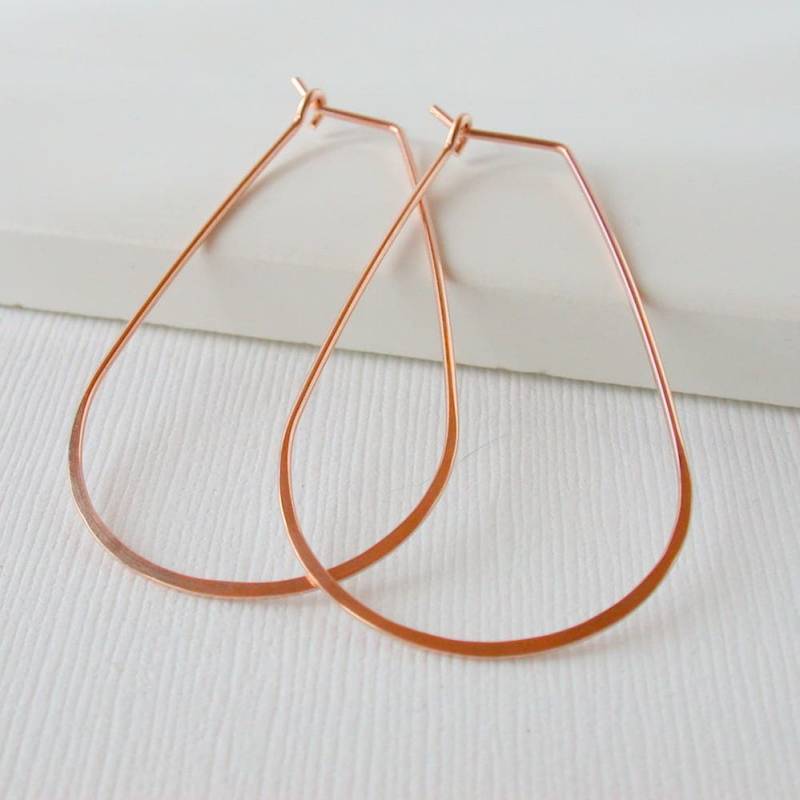 Rosegold Filled Teardrop Creolen Leichtgewichtig Für Den Alltag Rosegold Filled Teardrop Creolen Leichtgewichtig Für Den Alltag von lindatrentjewelry