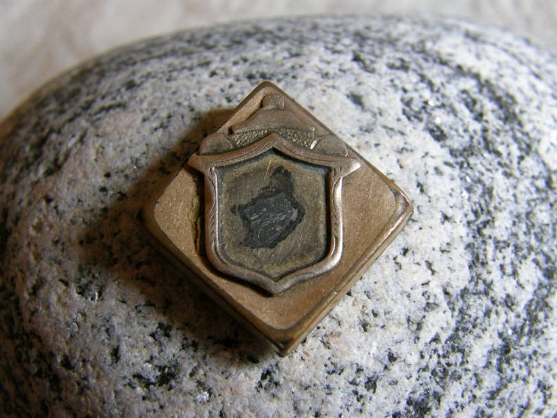 Antike Edwardian Fob-Medaillon B & H Für Die Reparatur Oder Wiederverwendung Von Gekennzeichnet von lindysloops