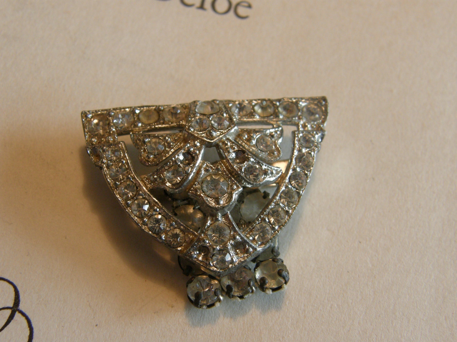 Vintage Deko Silber Und Strass-Schnalle von lindysloops