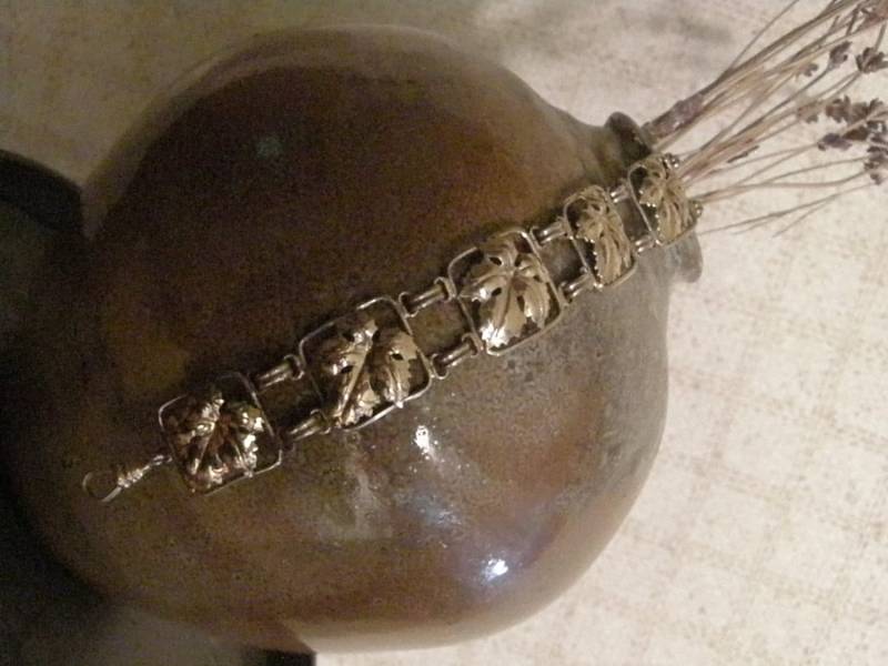 Vintage Goldtone Maple Leaf Link Armband von lindysloops