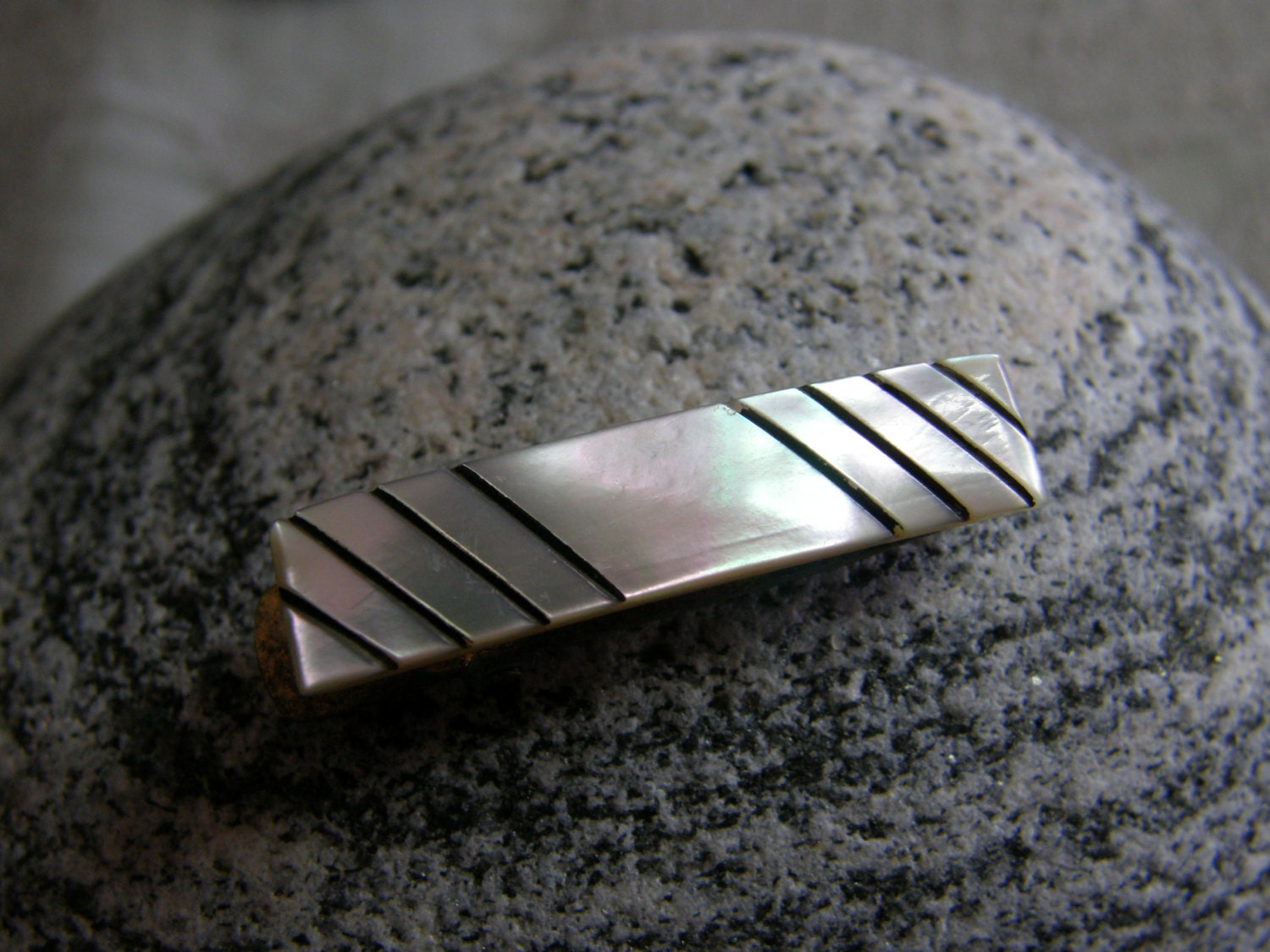 Vintage Mutter Der Perle Dessous Clip Um Das Aufleben von lindysloops