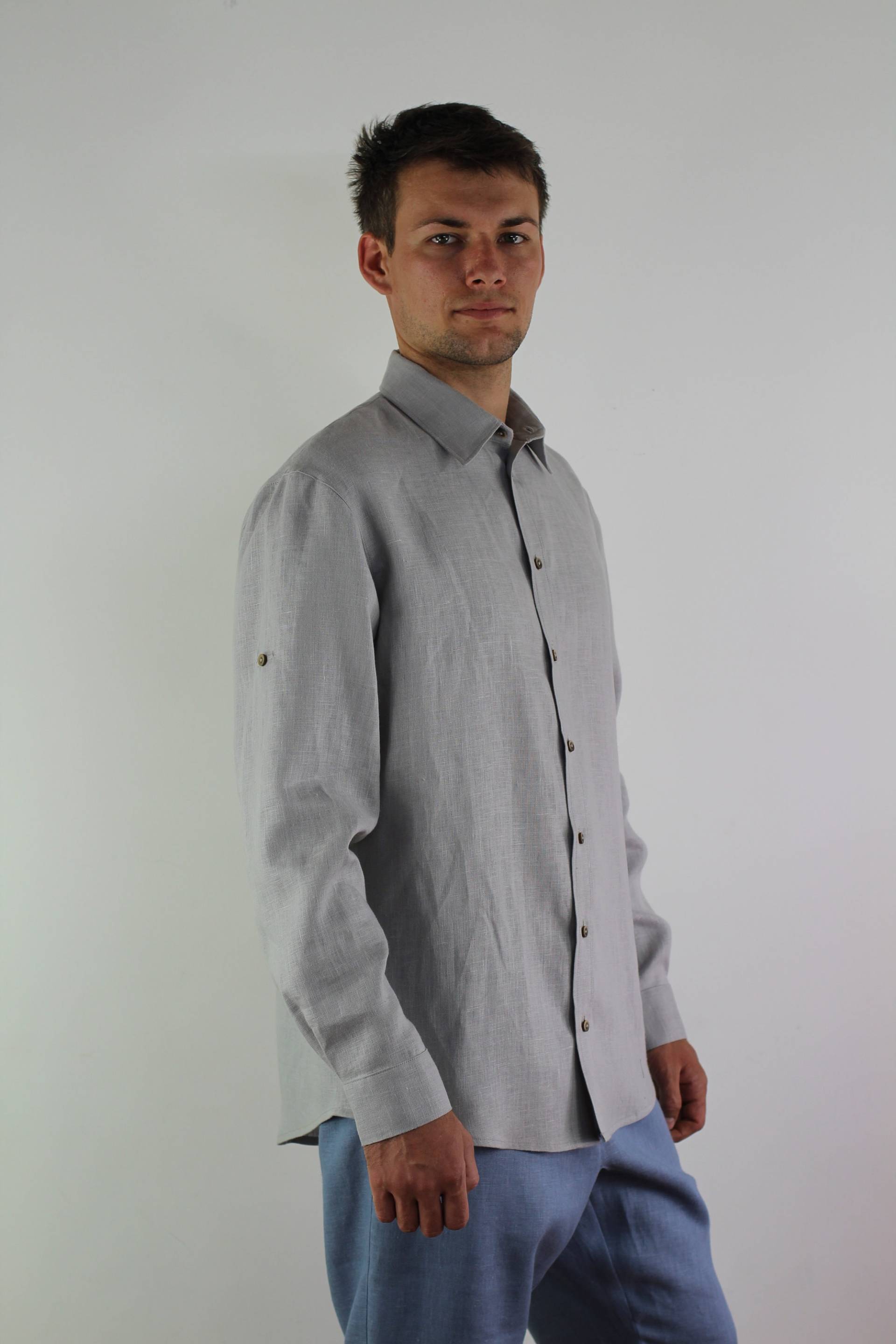 Maßgefertigt Herren Hellgraues Leinenshirt, Langarmshirt, Naturleinenshirt, Formal Shirt Herren von linencity