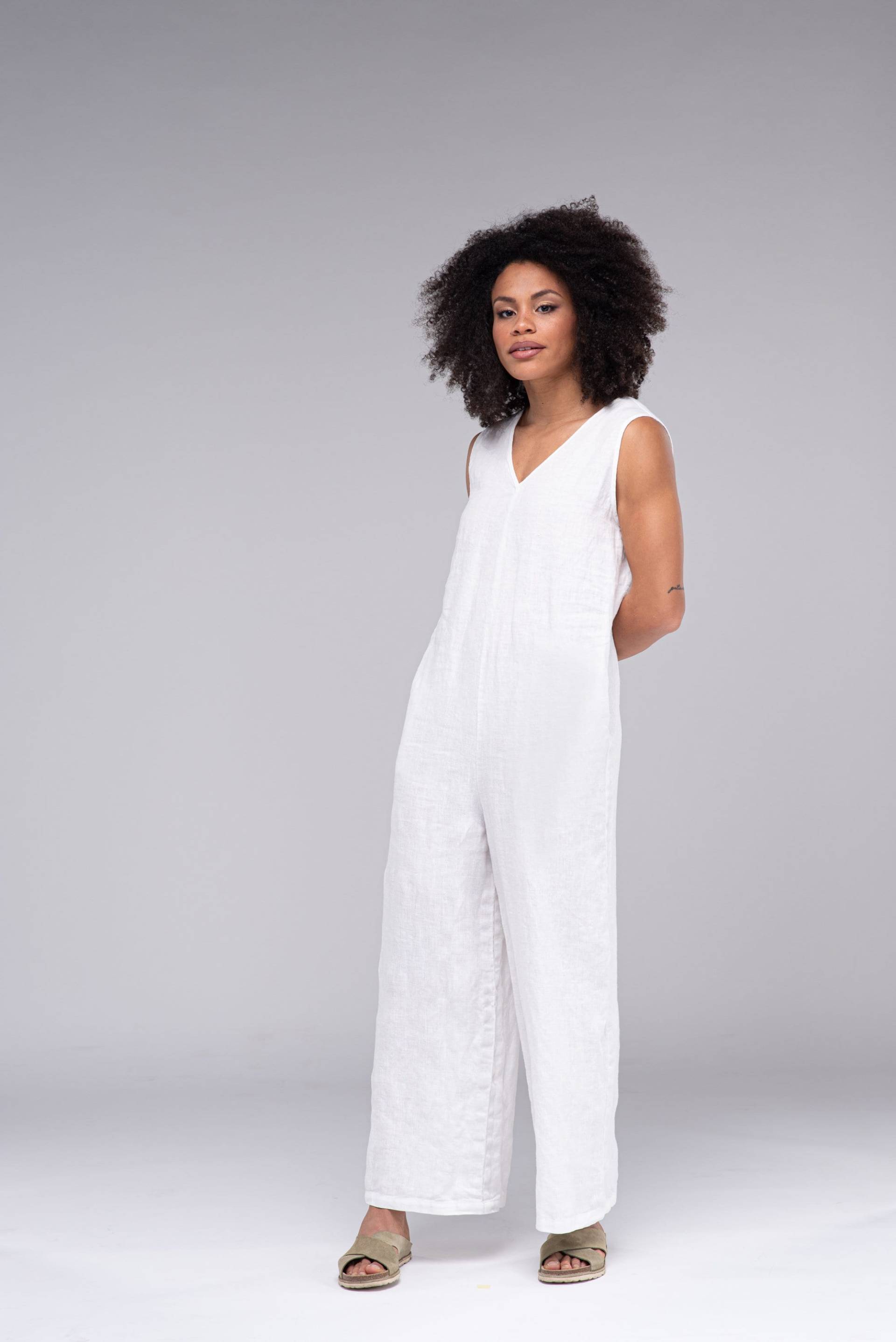 Ärmelloser Jumpsuit Aus Leinen Ella/Leinenlatzhose Für Frauen Weißer von linenfairytales