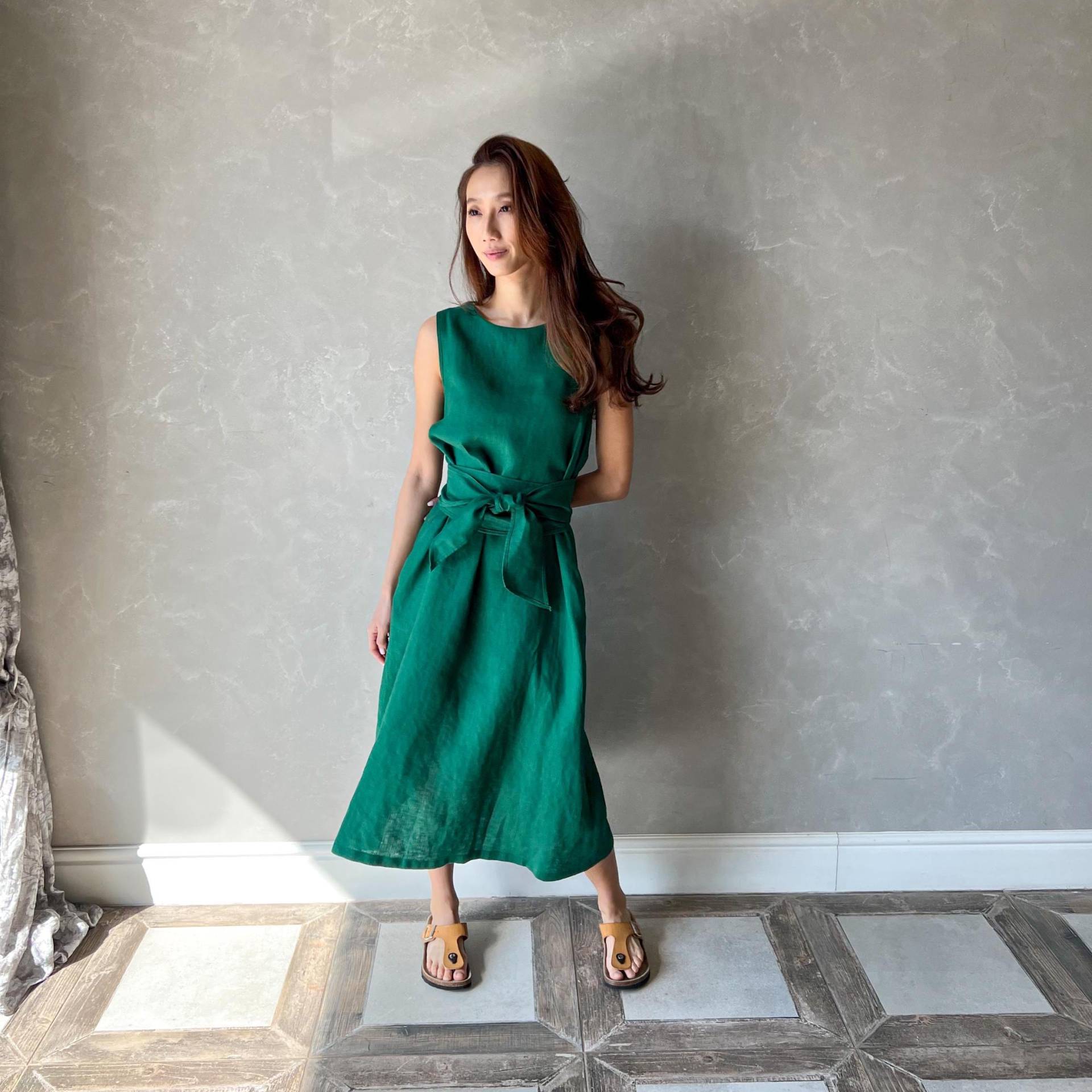 Leinen Wickelkleid, Multiway Kleid, Sommerkleid Mit Gürtel, Cabrio Grünes Kleid Krawatten, Midi Daphne von linenfairytales