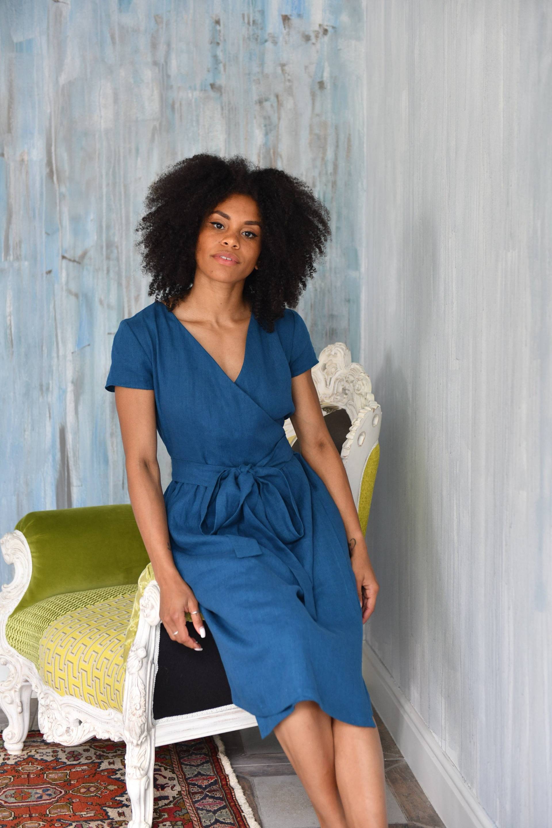 Leinen Wickelkleid Dara Midi Sommerkleid Mit Taschen von linenfairytales