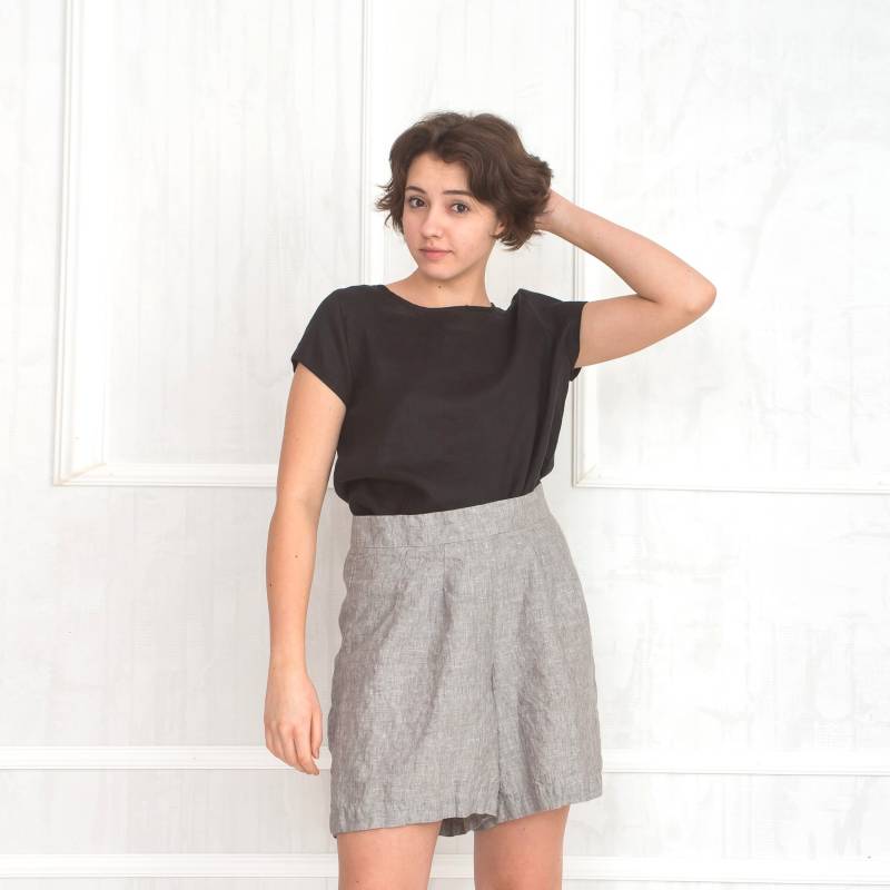 Schwarzes Leinen Shirt Marion/Bio Tunika Leinenhemd Schwarzes Leinen Shirt Marion/Bio Tunika Leinenhemd von linenfairytales