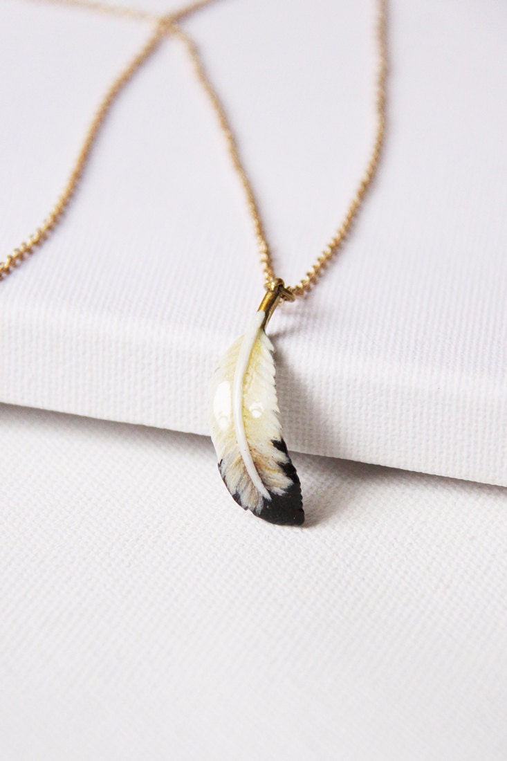 Charm Feder Halskette, Farbige Anhänger, Schmuck Für Jeden Tag, Malerei Halskette von linenjewelryshop