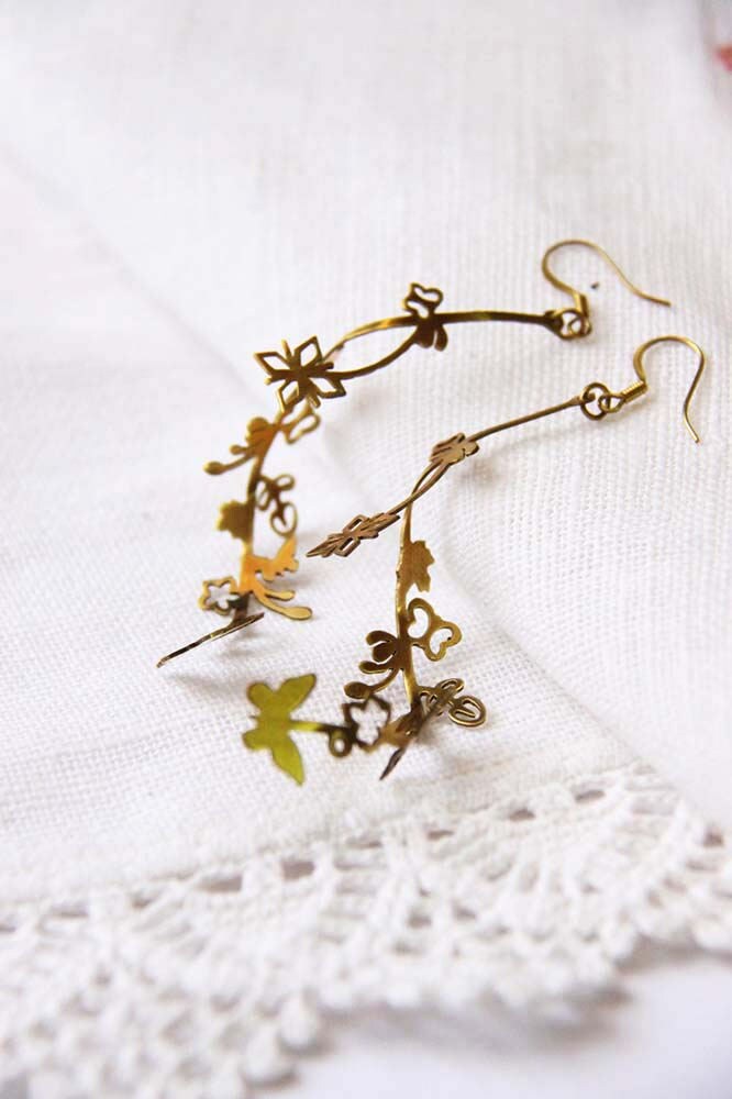 Funkelnde Ohrringe Aus Draht/Zweigohrringe Und Design Von Linen Jewelry Everyday von linenjewelryshop