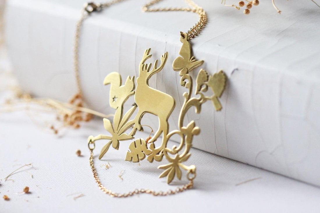 Hirsch Und Natur Halskette, Messing Halskette, Gold Halskette, Charme Anhänger, Rustikale Kette, Süße Kette von linenjewelryshop