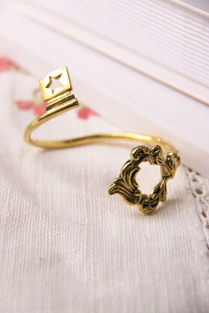 Vintage Skelett Schlüssel Manschette Armreif - Verstellbar von linenjewelryshop