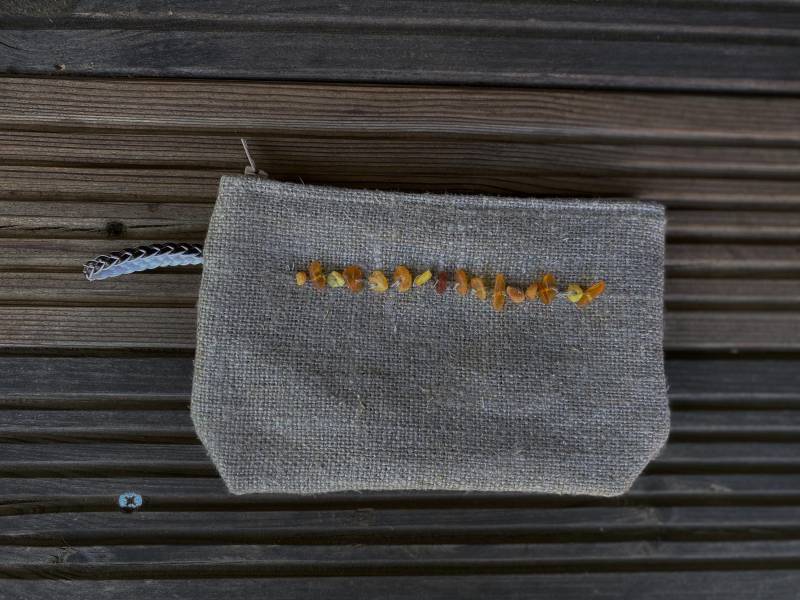 Leinen Kosmetik Mit Bernstein Dekoration Leinen Kosmetik Mit Bernstein Dekoration von linenquality