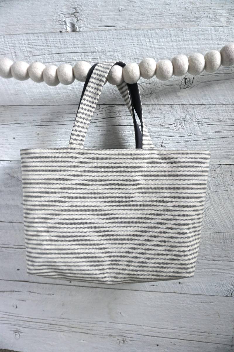 Taschen, Tote, Tote/Wäsche Reversible/Löschen Dunkel Uni Gestreift Handarbeit Taschen, Tote, Tote/Wäsche Reversible/Löschen Dunkel Uni Gestreift Handarbeit von linlainecoton