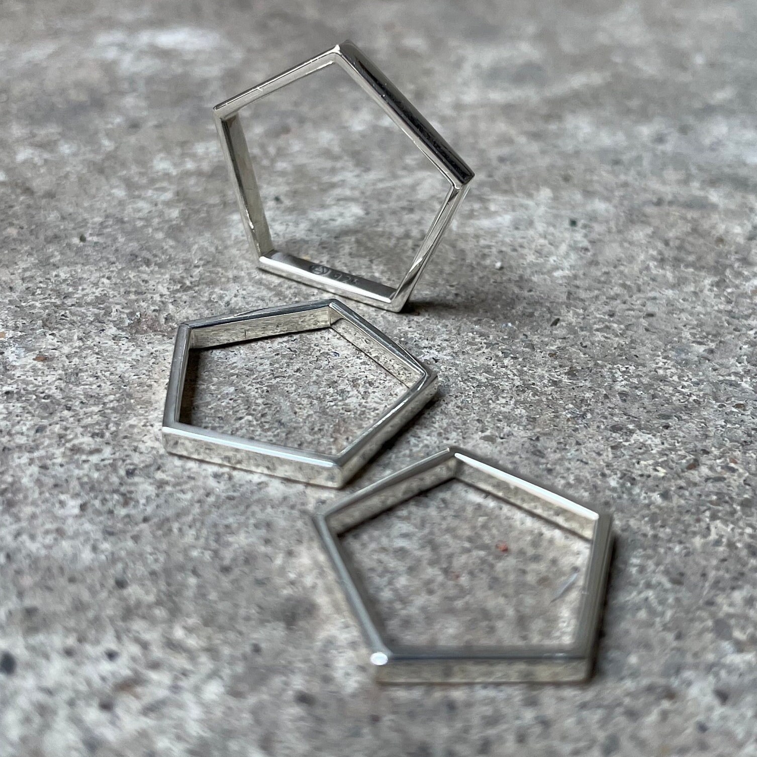 Penta Ring // Skinny Penta Ring // Skinny von lioWorks