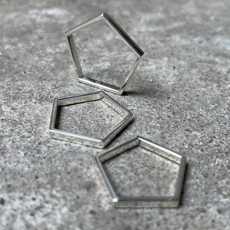 Penta Ring // Skinny Penta Ring // Skinny von lioWorks