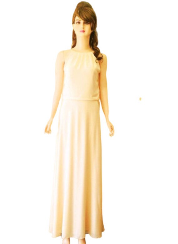 Elfenbein Ballkleid. Maxi Kleid. Chiffon Boden Länge von lisaclothing