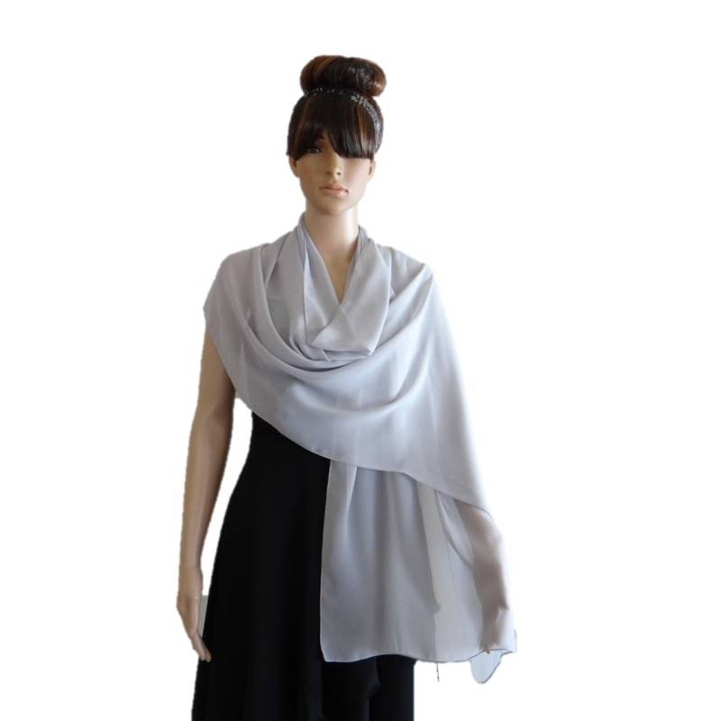 Hellgrauer Chiffon Schal. Langer Weicher Wickelschal von lisaclothing