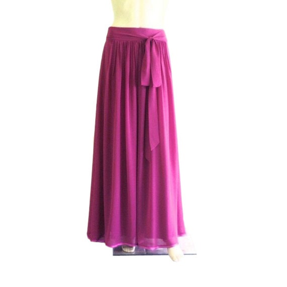 Magenta Maxi Rock. Brautjungfernrock. Langer Abendrock. Chiffon Bodenlänge von lisaclothing
