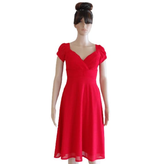 Rotes Brautjungfernkleid. Kleid Mit Ärmeln von lisaclothing