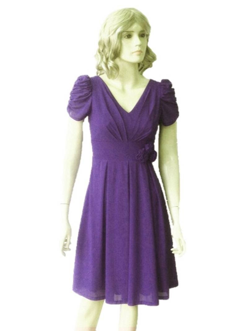 Royal Purple Brautjungfernkleid. Knielange Kleid. Abendkleid. Königliche Lila Kleid Mit Ärmeln von lisaclothing
