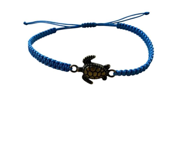Makramee Armband Mit Bronzefarbener Schildkröte - Handgemacht & Personalisierbar von lisakohlerhandmade
