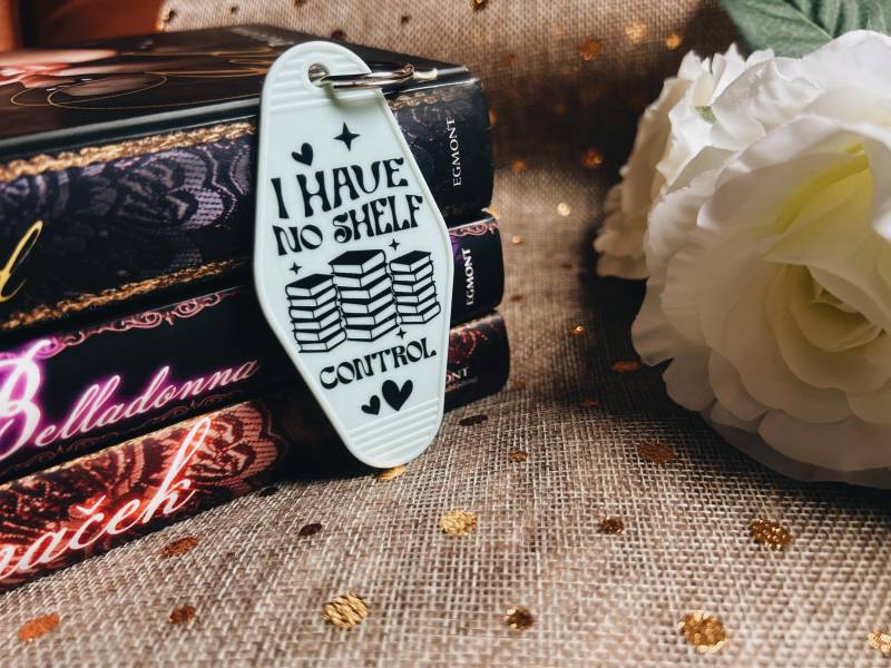 No Shelf Control - Bookish Cottage Schlüsselanhänger von literarybeads