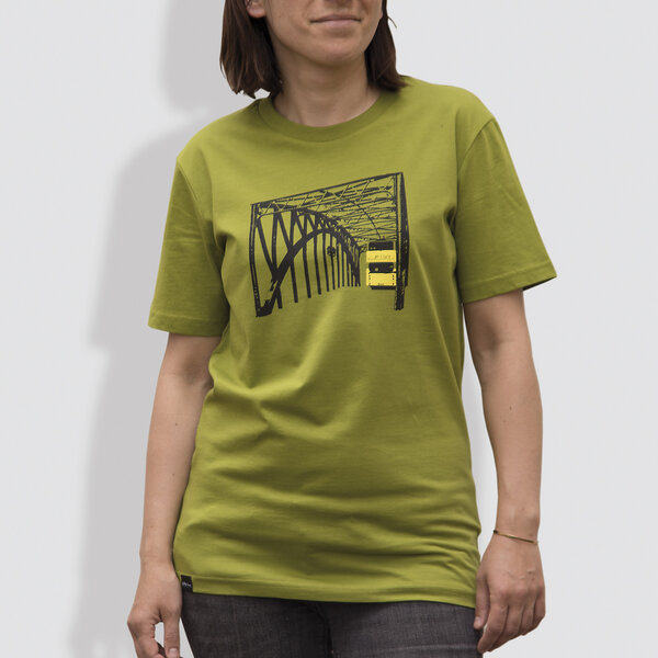 little kiwi Frauen T-Shirt, "Stadtrundfahrt", Moss Green von little kiwi