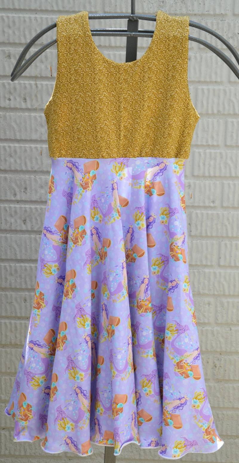 Glitzer Meerjungfrauen Adalyn Scoop Zurück Twirly Kleid Mädchen Größe 12 von littlebumblestitchry