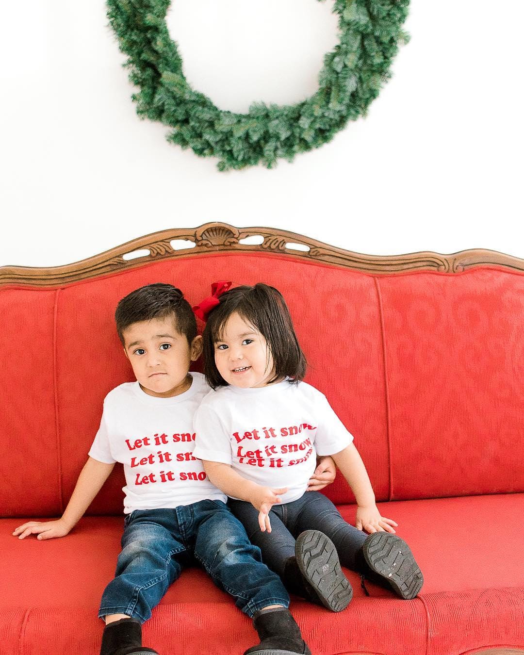 Let It Snow White T-Shirt, Kinder von littlebuncompany