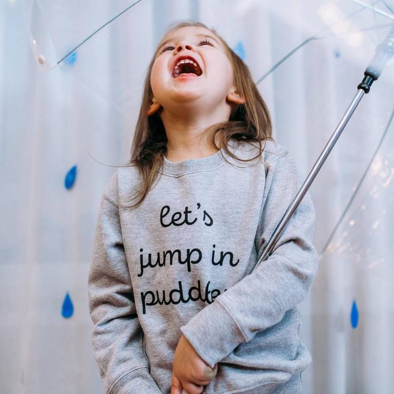 Lets Jump in Puddles Sweatshirt, Kinder von littlebuncompany