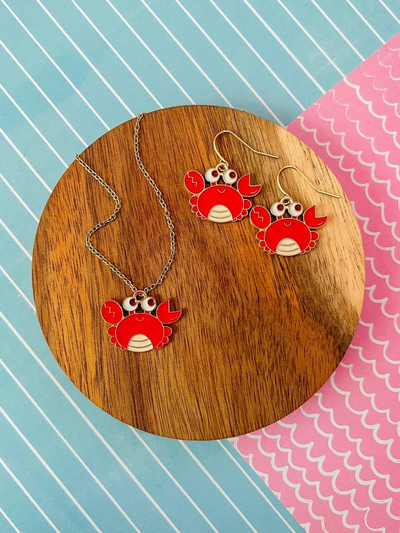 Crabby Crab - Krabbe Halskette Kind Schmuck Mädchen Ohrringe Charm -Mädchen Geschenk -Spaß -Emaille Anhänger von littlegembabes