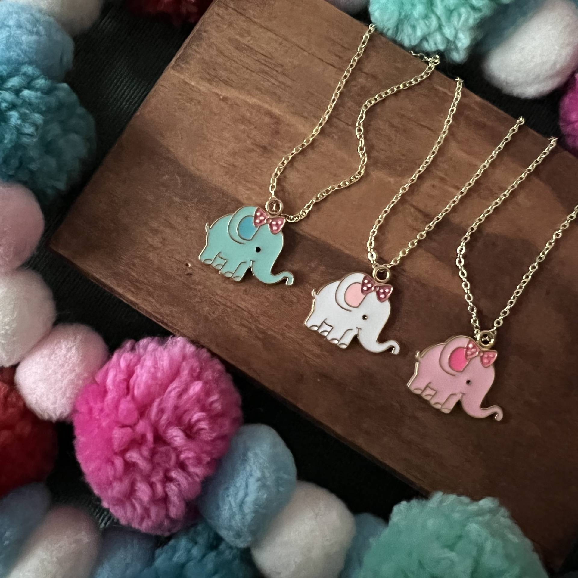 Elefant Halskette - Schmuck Lustiger Süße Mädchen Geschenk Kind Glücklicher Kinderschmuck von littlegembabes