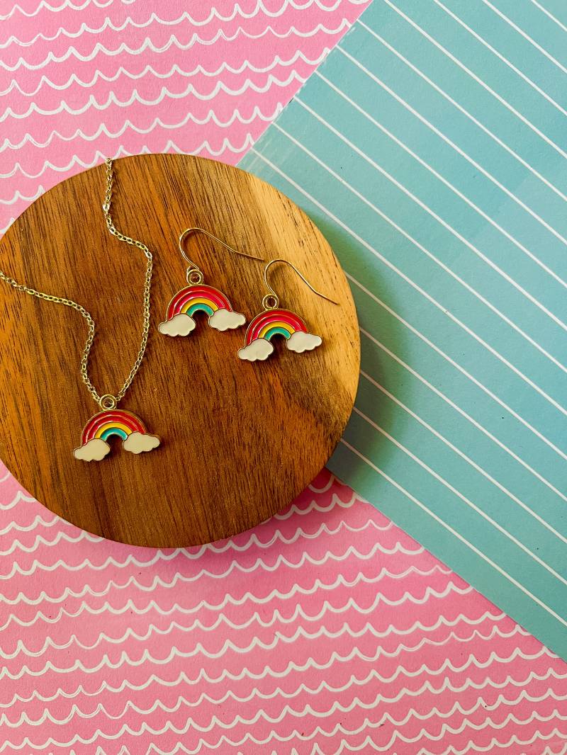 Es War Einmal Eine Halskette - Regenbogen-Halskette Regenbogen-Schmuck Kinderschmuck Mädchen-Schmuck Moderner Schmuck Charm-Halskette von littlegembabes