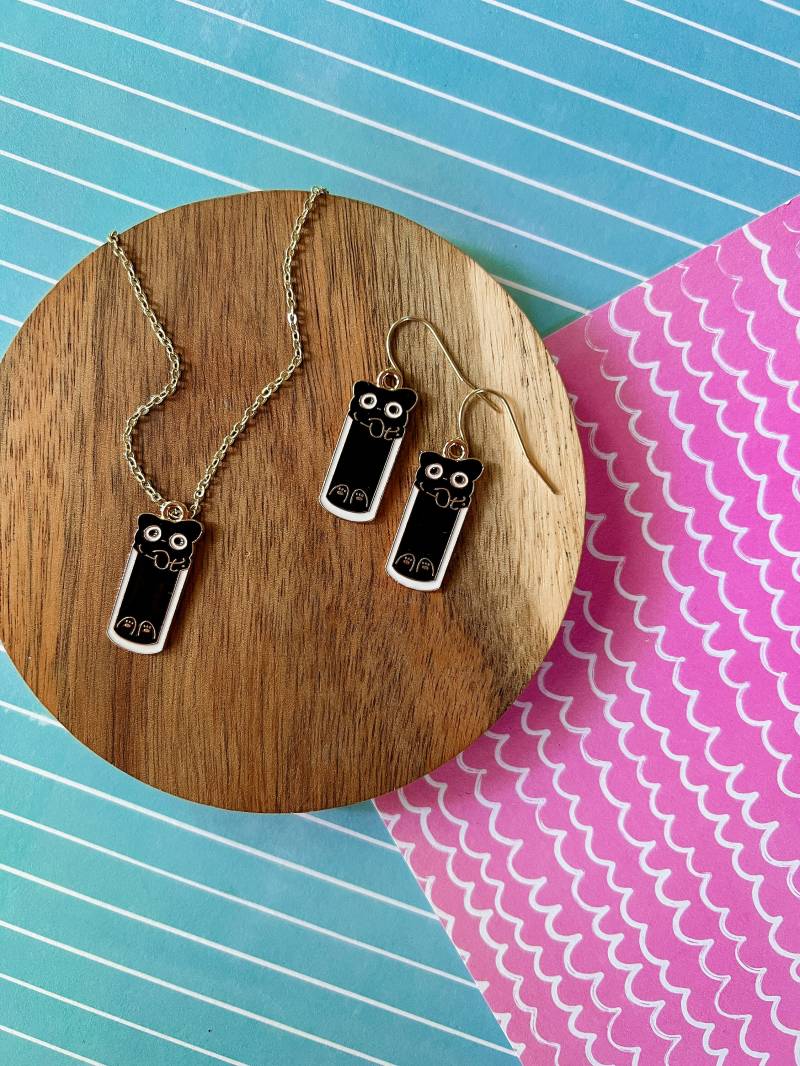 Katze Im Glas - Katzenohrringe Katzenhalskette Ohrhänger Kinderohrringe Kinderschmuck Schmuck Für Kleine Mädchen Tropfenohrringe von littlegembabes