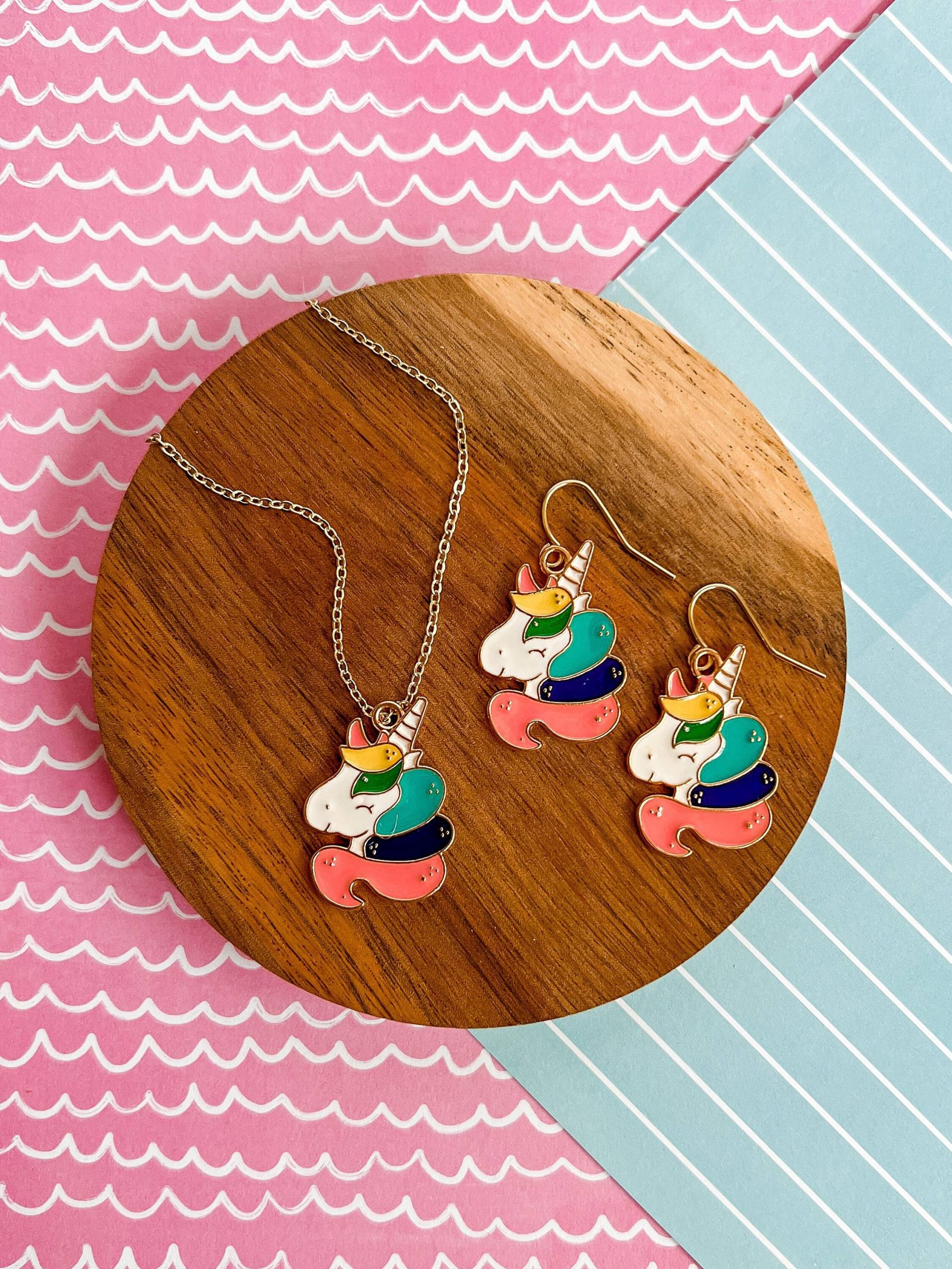 Regenbogen Fluffer Einhorn - Halskette Schmuck Glitzer Mädchen Harz Schmuck-Charme Halskette-Mädchen Geschenk von littlegembabes