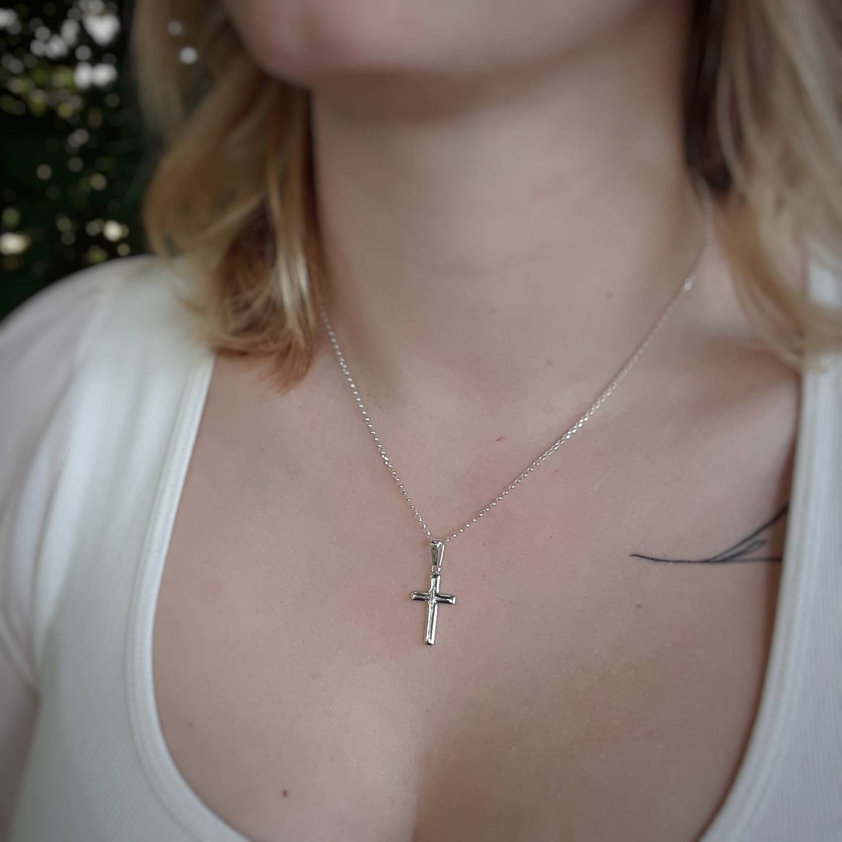 sterling Silber Kreuz Halskette, Kleine Halskette Für Frauen, Einfache Anhänger, Schmuck, Silberkette Sie, Glaubensgeschenk sterling Silber Kreuz Halskette, Kleine Halskette Für Frauen, Einfache Anhänger, Schmuck, Silberkette Sie, Glaubensgeschenk von littleglamour