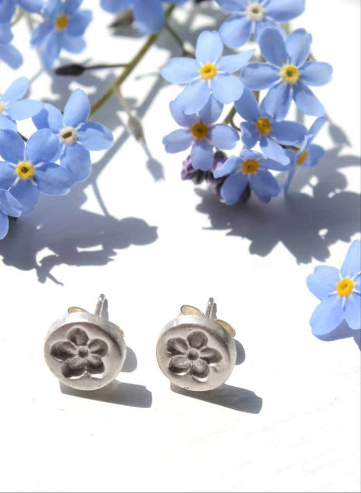 Blume Ohrstecker, Sterling Silber Kleine Vergissmeinnicht von littlesilverhedgehog