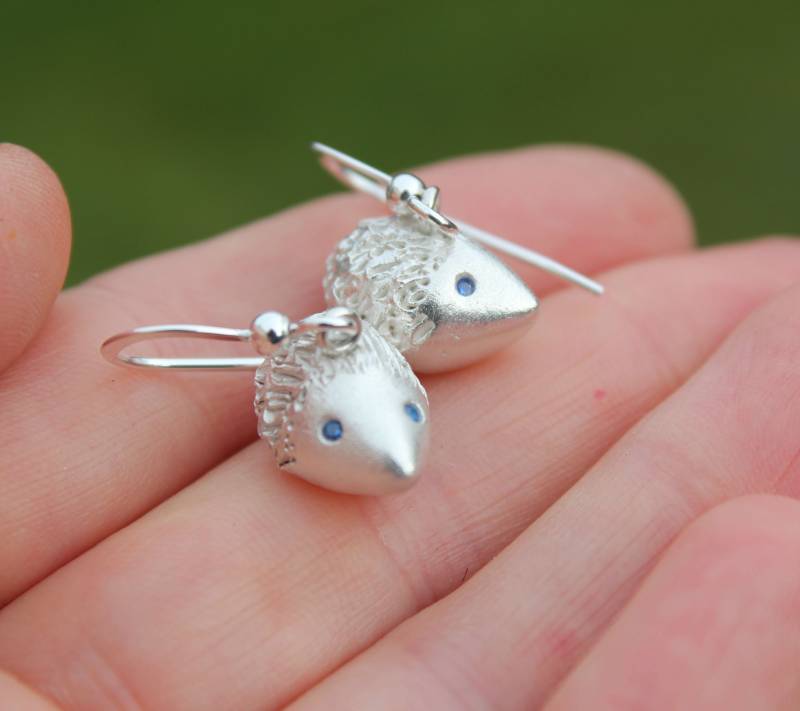 Igel Ohrringe, Ohrhänger, Kleine Schmuck Igel Ohrringe, Ohrhänger, Kleine Schmuck von littlesilverhedgehog