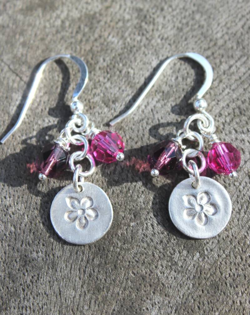 Rosa Kristall Cluster Ohrringe, Heiße Rosa Und Lila Swarovski-Kristall-Ohrringe, Perlen-Cluster-Ohrringe von littlesilverhedgehog