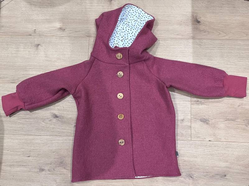 Wollwalkmantel/ Wollwalkjacke Beere Für Mädchen in Gr. 98/104 von littlethingsbyJanina