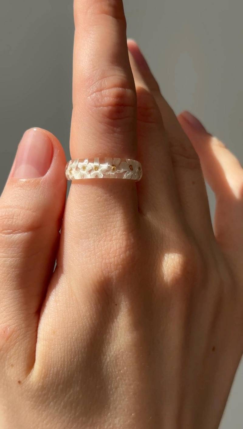 Vergissmeinnicht Blumen Harz Ring Natur Inspirierter Schmuck von livinlovin