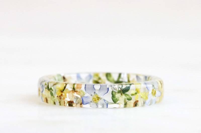 Blumen Ring Vergissmeinnicht, Goldflocken, Stapelbarer Schmuck Blumen Ring Vergissmeinnicht, Goldflocken, Stapelbarer Schmuck von livinlovin