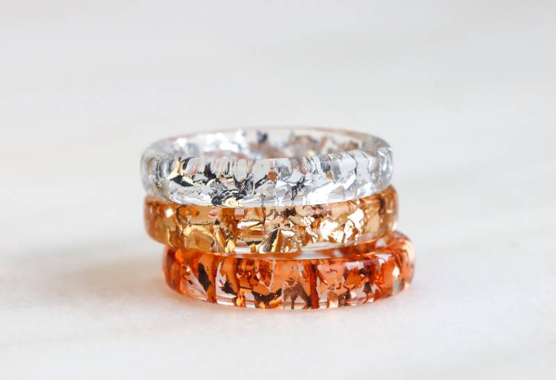 Harz-Ringe-Set Silber, Gold, Kupfer Metal Flake Dünne Bänder von livinlovin